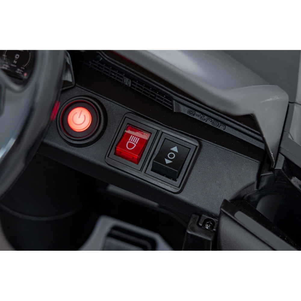 Elektromobilis Audi SQ8, Black-Elektromobiliai vaikams, Visureigiai-e-vaikas