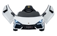 Pojazd Lamborghini Revuelto Białe