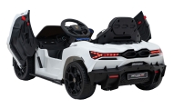 Pojazd Lamborghini Revuelto Białe