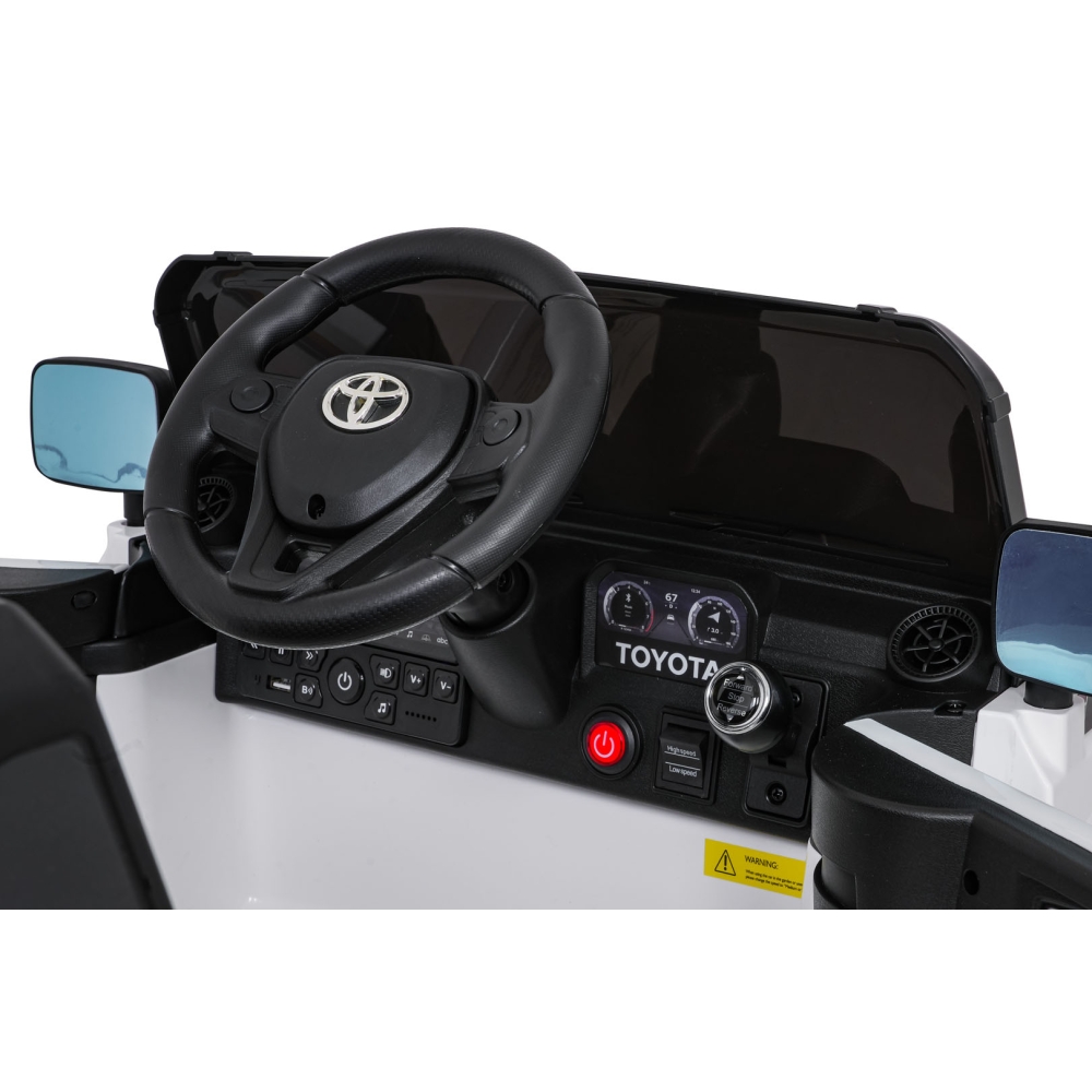 Elektromobilis Toyota Land Cruiser PRADO, White-Elektromobiliai vaikams, Visureigiai-e-vaikas