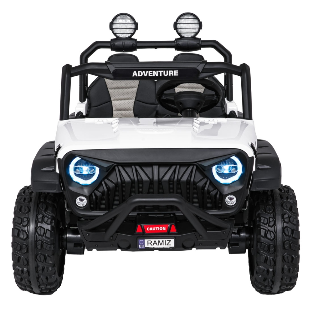 Elektromobilis PASSION 4x4, White-Elektromobiliai vaikams, Visureigiai-e-vaikas