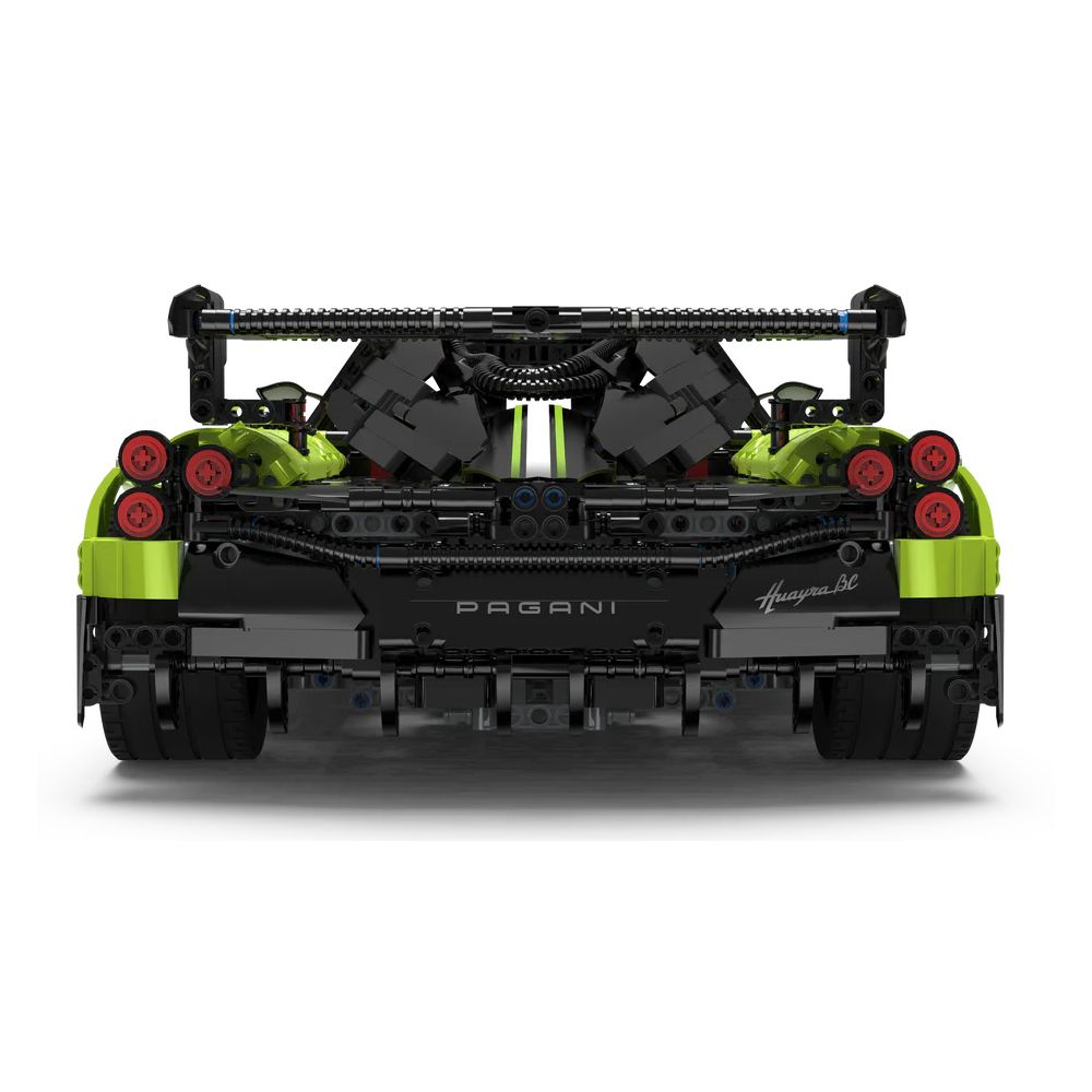 Konstruktorius Automobilis 1:8 Pagani Huayra BC Pads Green RASTAR