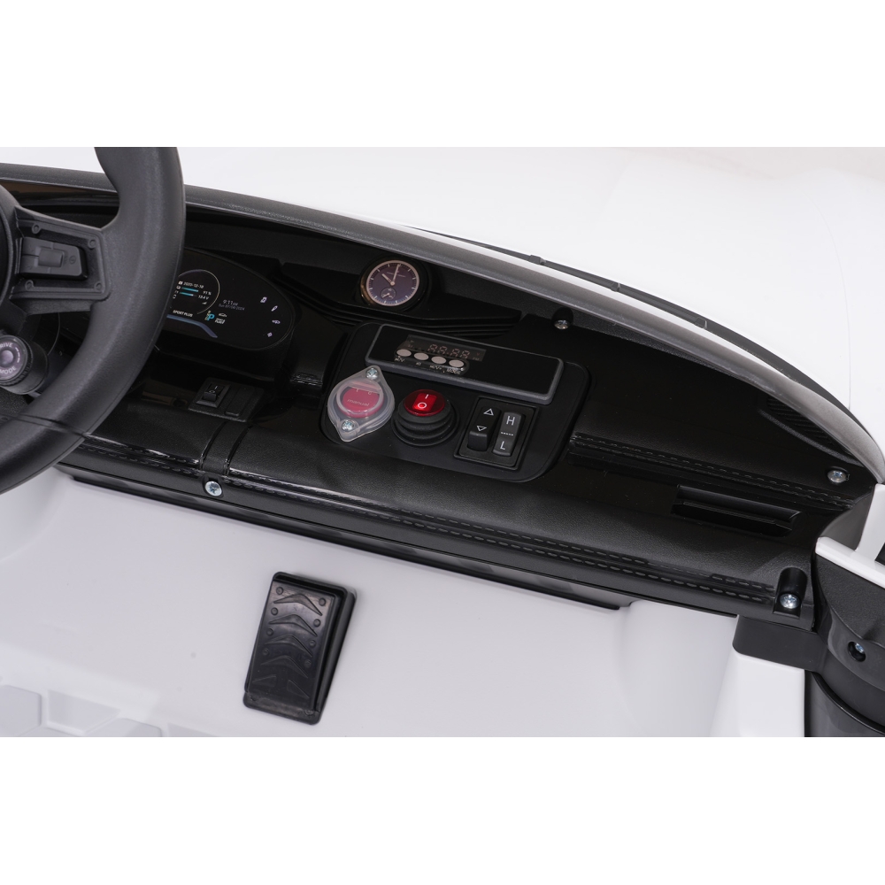 Elektromobilis Porsche Taycan Turbo S, White-Elektromobiliai vaikams, Mašinos-e-vaikas