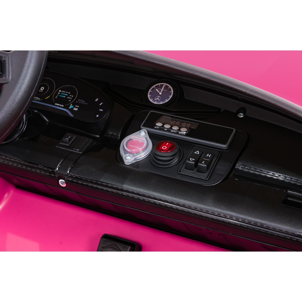 Elektromobilis Porsche Taycan Turbo S, Pink