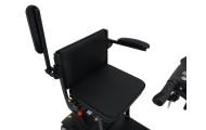 Keturratis elektrinis motoroleris vyresnio amžiaus žmonėms „EasyGo“, juodos spalvos