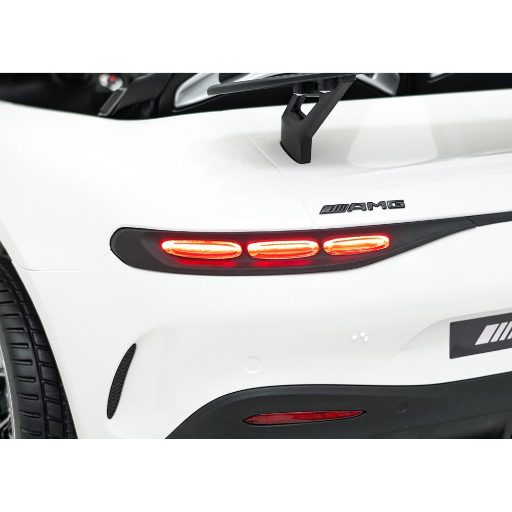 Dvivietis elektromobilis Mercedes-Benz GT63 AMG, White-Elektromobiliai vaikams, Mašinos-e-vaikas