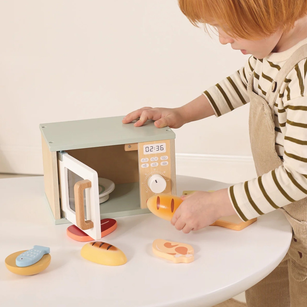 Medinis mikrobangų krosnelės maisto rinkinys TOOKY TOY-Žaislai, Profesijos, buities žaislai, Mediniai, Mažiesiems kulinarams-e-v