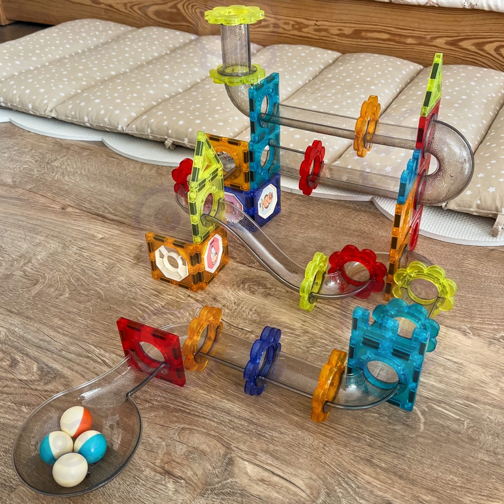 Magnetinis konstruktorius WOOPIE 3D edukacinis kamuoliukų kelio rinkinys 113 el.
