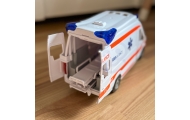 WOOPIE Pogotowie Karetka Ambulans Nosze w Zestawie + Sygnały Dźwiękowe I Świetlne
