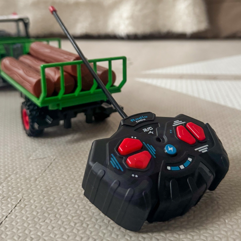 WOOPIE RC nuotoliniu būdu valdomas traktorius su priekaba - 1:24 mastelio