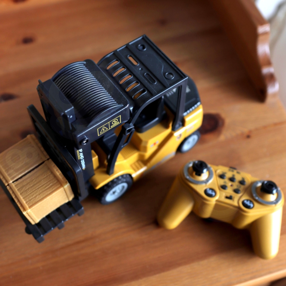 Nuotoliniu būdu valdomas 2-in-1 RC krautuvas WOOPIE Rock 1:24-Žaislai, Auto ir transporto žaislai, Traktoriai-e-vaikas