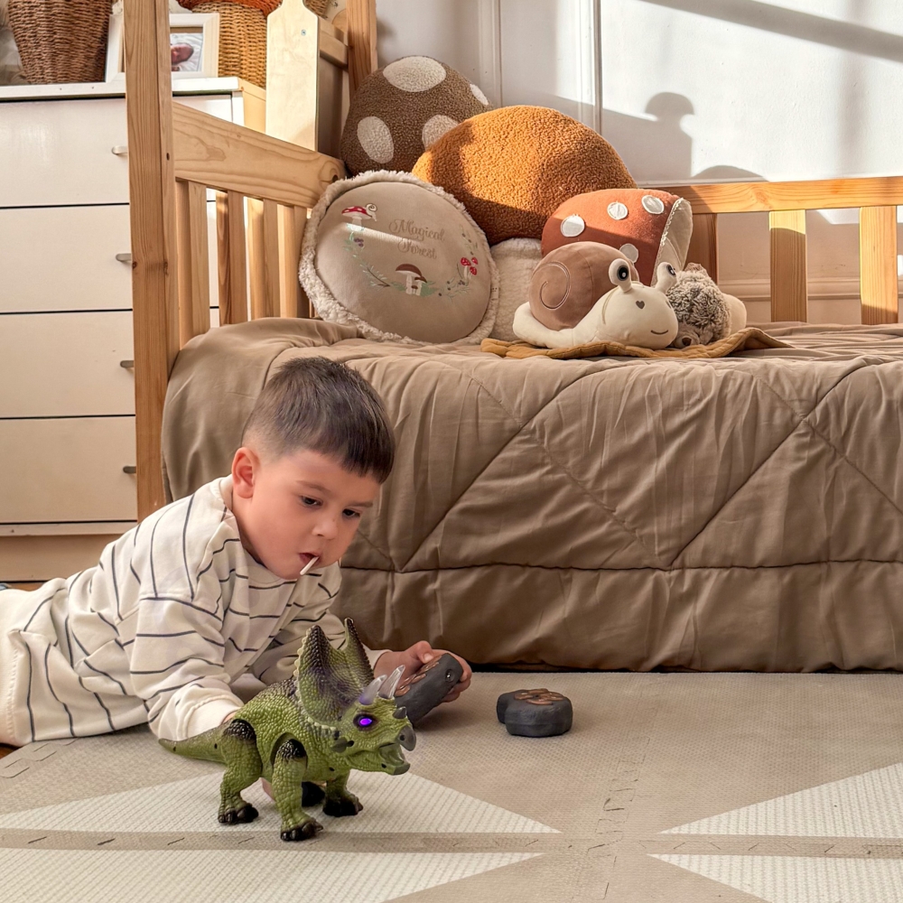 Nuotoliniu būdu valdomas Dinozauras WOOPIE RC robotas Triceratops