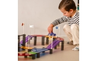 WOOPIE Magnetic Car Race Track + 137 El. Car