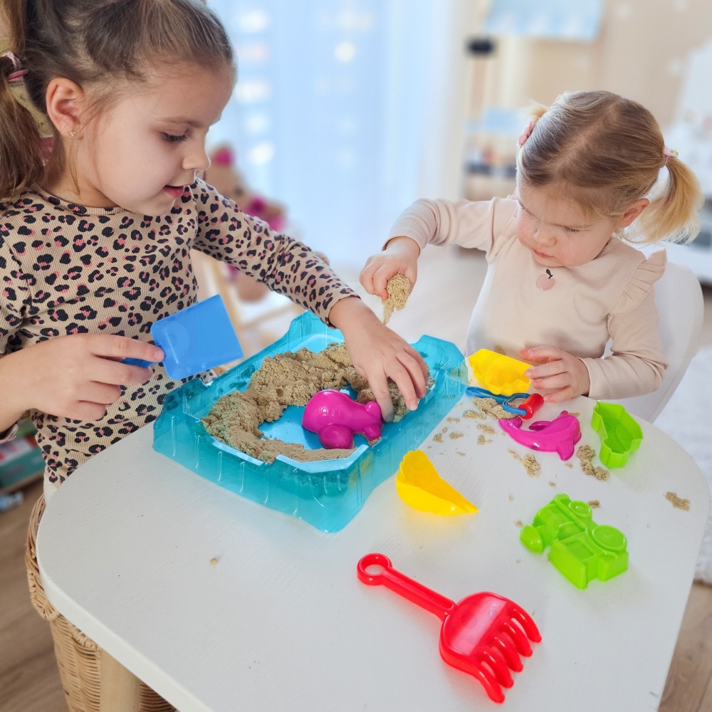 Kinetinio smėlio rinkinys WOOPIE 0,5 kg Stalas su formelėmis