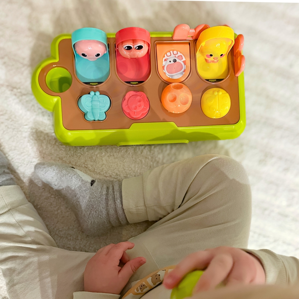 Edukacinis iššokantis gyvūnas Happy Farm POP-UP žaislas WOOPIE BABY