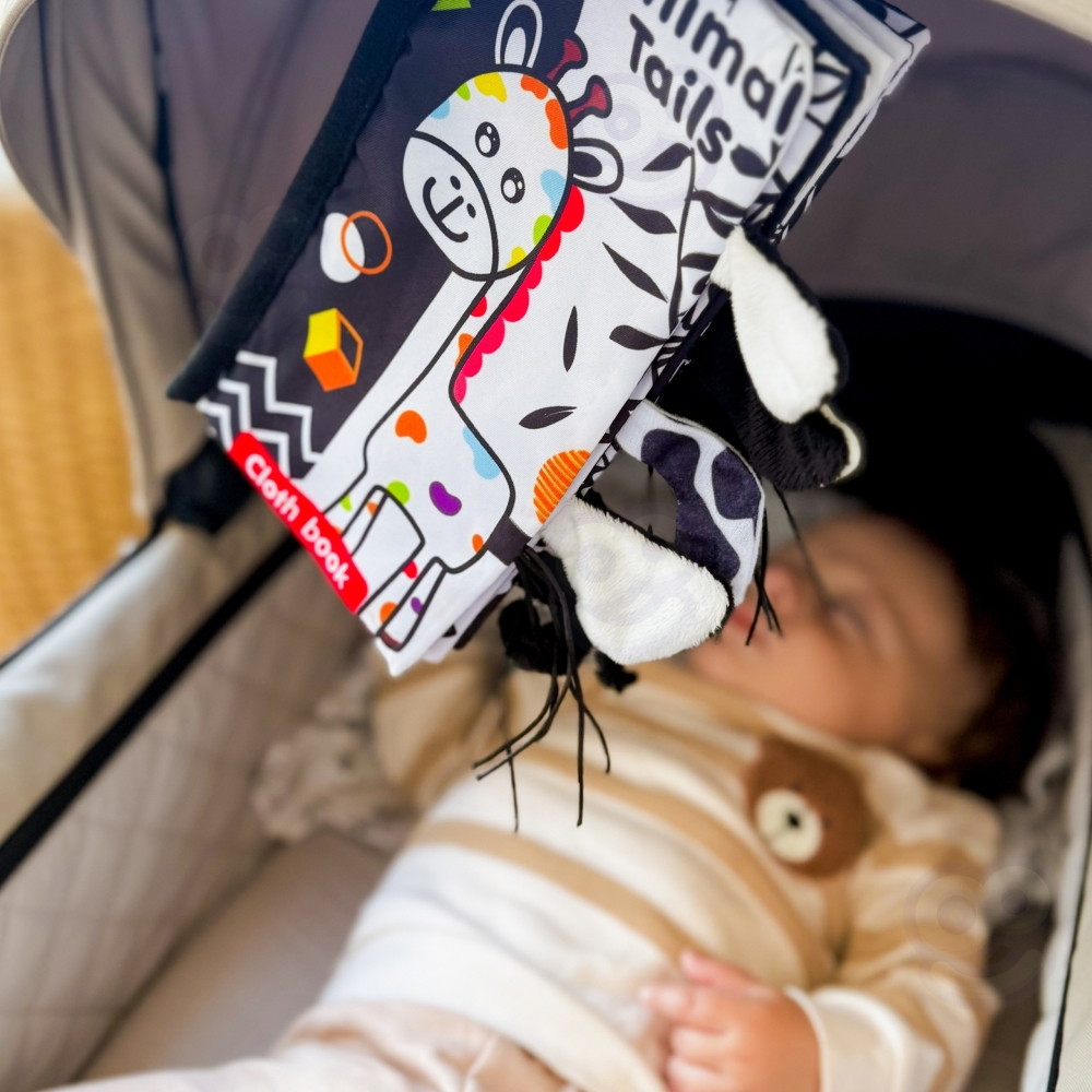 WOOPIE BABY sensorinė kontrastinė knygelė kūdikiams