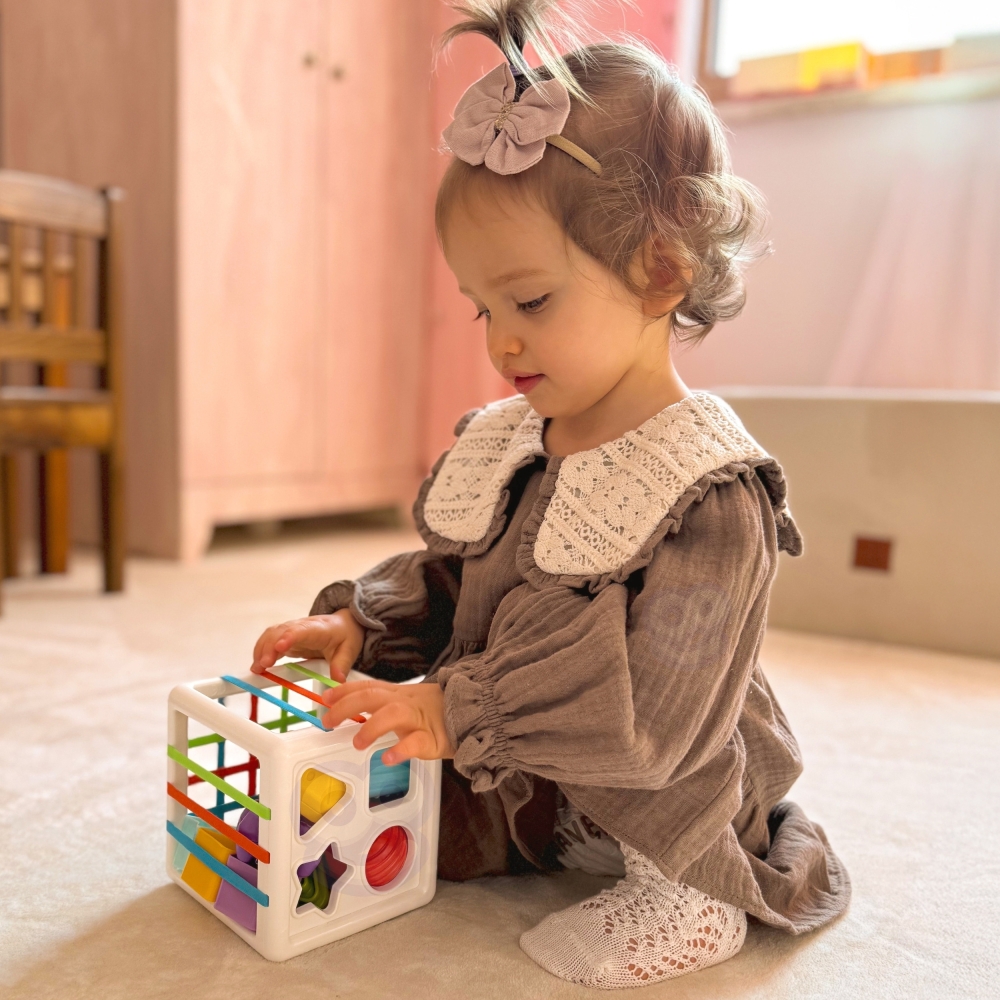 WOOPIE BABY Elastyczna Kostka Sensoryczna Sorter dla Dzieci Kolorowe Kształty 11 el.