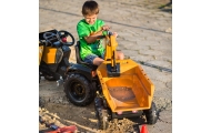 Pedalinis traktorius FALK Case IH ekskavatorius oranžinis su priekaba, judančiu kaušu nuo 3 metų-Judėjimui, Minami traktoriai ir