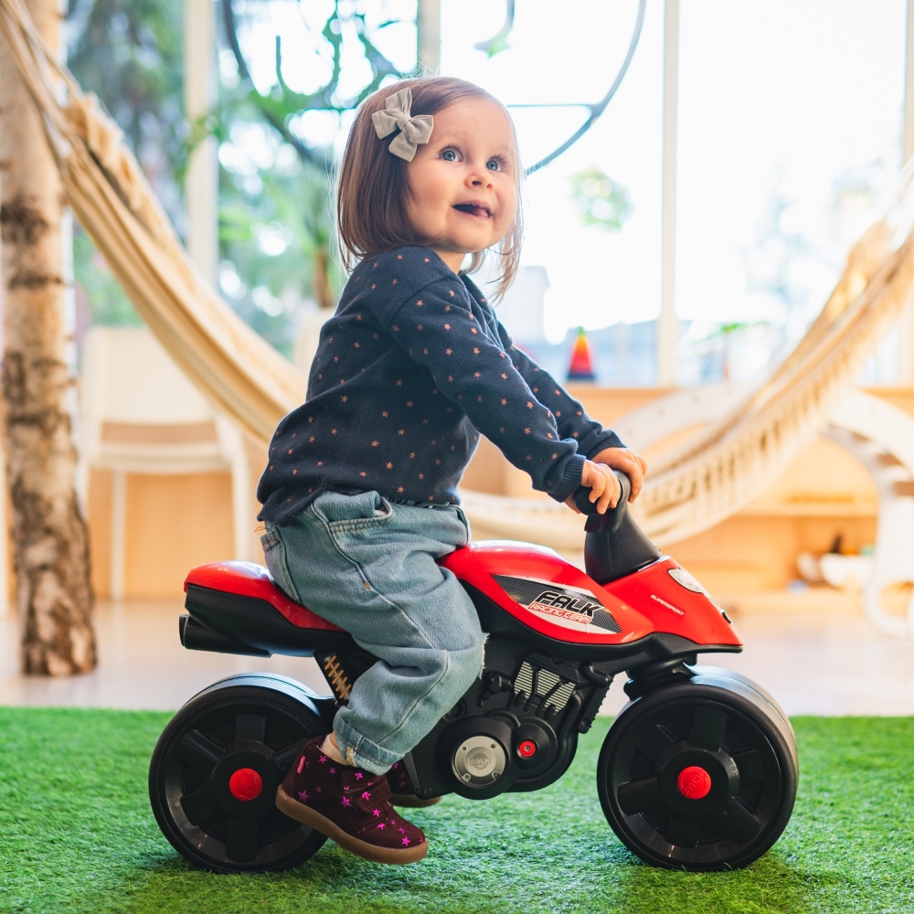 Paspiriamas motociklas FALK Rider Racing Raudonas platūs ratai nuo 2 metų-Judėjimui, Paspiriamosios mašinėlės ir jų priedai, Pas