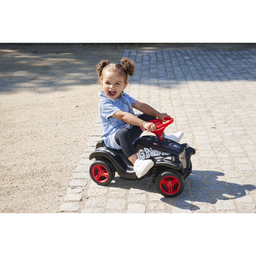 Paspiriama mašinėlė BIG Rock'N'Roll Push Ride Bobby Car Classic-Judėjimui, Paspiriamosios mašinėlės ir jų priedai, Paspiriamos m