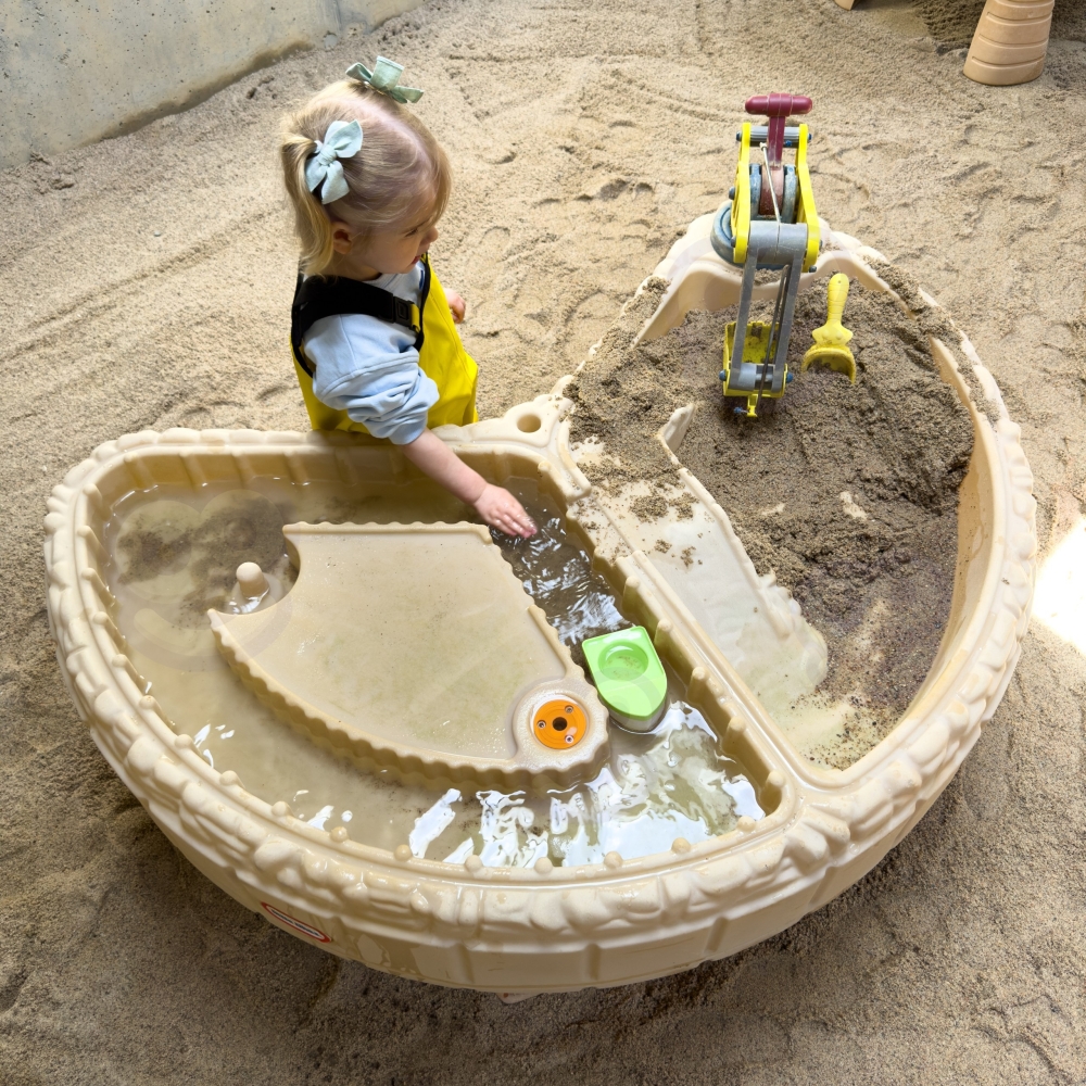 Little Tikes Sandbox Construction Site