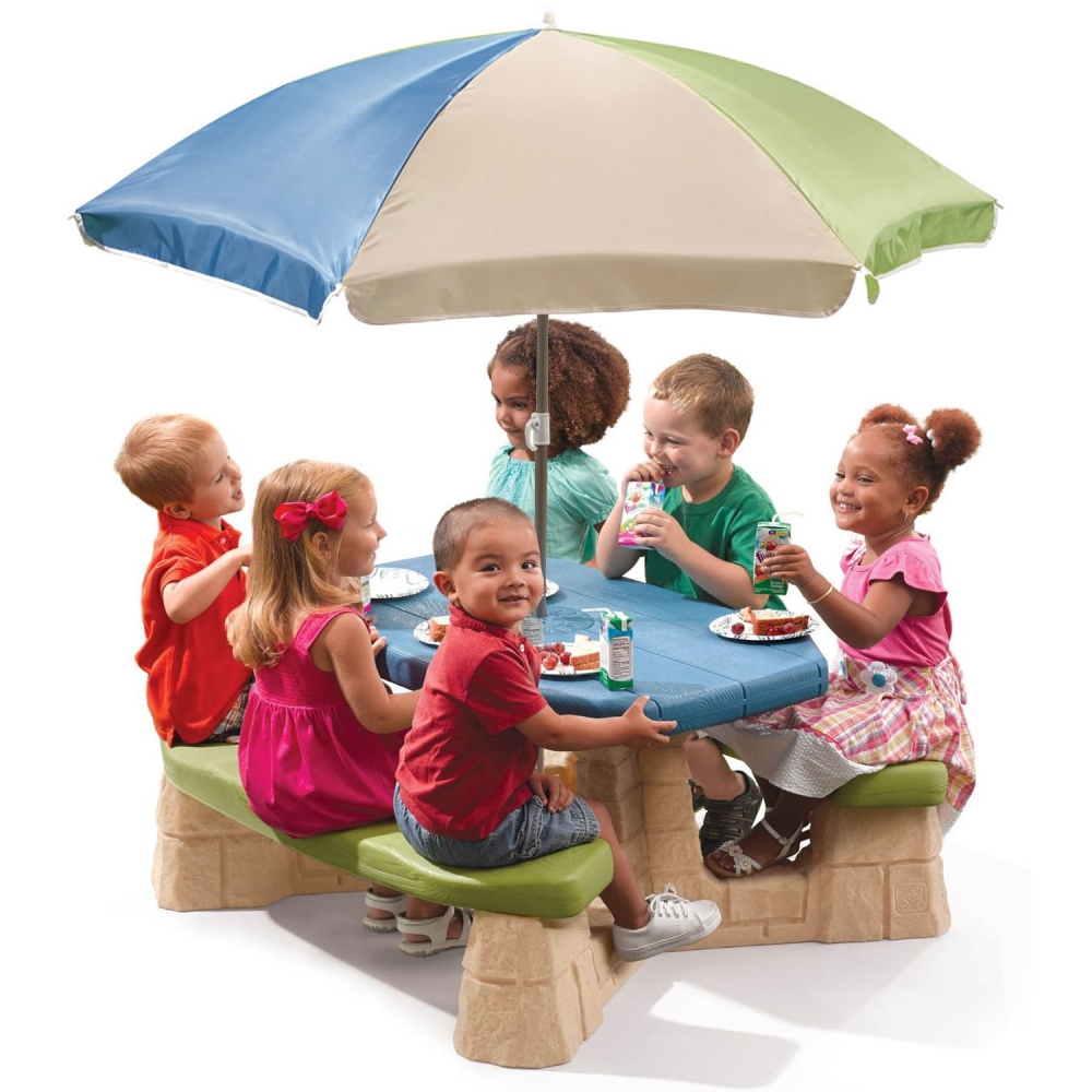 STEP2 Picnic Table with Umbrella and Benches