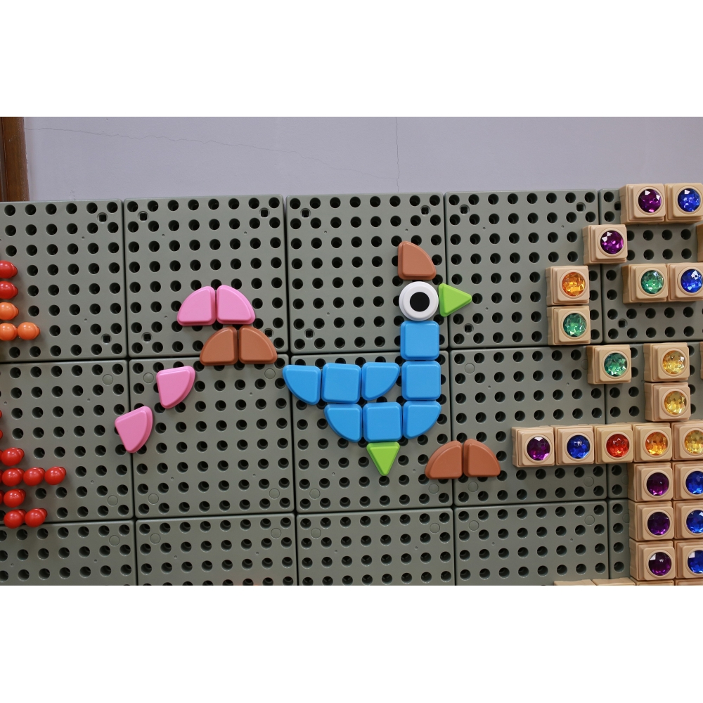 STEM lentos priedai MASTERKIDZ 256 vnt-Žaislai, Lavinamieji žaislai, Veiklos centrai-e-vaikas