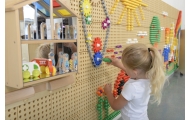 MASTERKIDZ Tablica Ścienna Koła Zębate i Łańcuch 79 El. Zbuduj własny mechanizm
