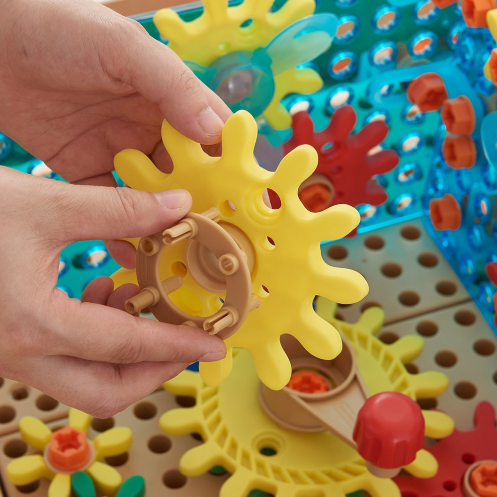 Spalvingų MASTERKIDZ priedų rinkinys Mixed Gears for STEM Wall Panels 198 el.