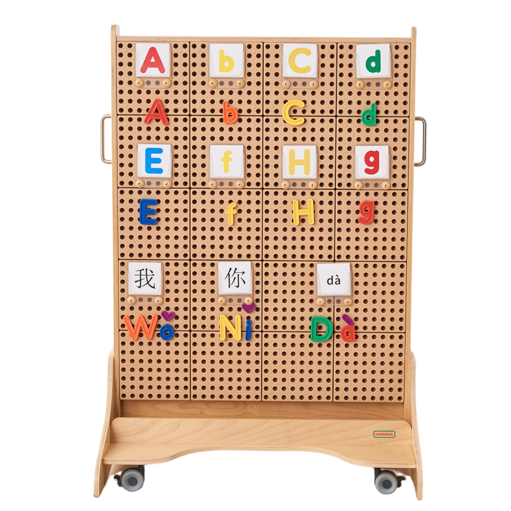 Abėcėlės raidžių rinkinys MASTERKIDZ (didelės ir mažos), skirtas STEM sieninėms plokštėms 122 el.