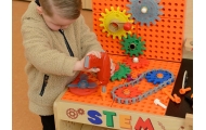 Medinės XXL Montessori STEM dirbtuvės su įrankiais ir priedais MASTERKIDZ-Žaislai, Lavinamieji žaislai, Veiklos centrai-e-vaikas