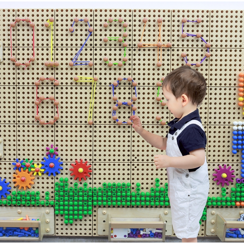 Medinis atskiras, namo formos STEM stendas MASTERKIDZ lenta XXL + priedai-Žaislai, Lavinamieji žaislai, Veiklos centrai-e-vaikas