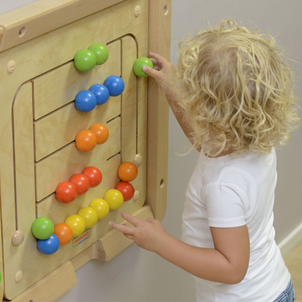 Edukacinė sieninė lenta Karoliukų labirintas MASTERKIDZ Montessori-Žaislai, Lavinamieji žaislai, Veiklos centrai-e-vaikas