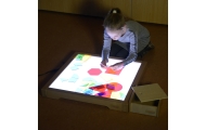 Sensorinės LED dėžutės plokštė MASTERKIDZ + priedų rinkinys-LEKER-e-vaikas