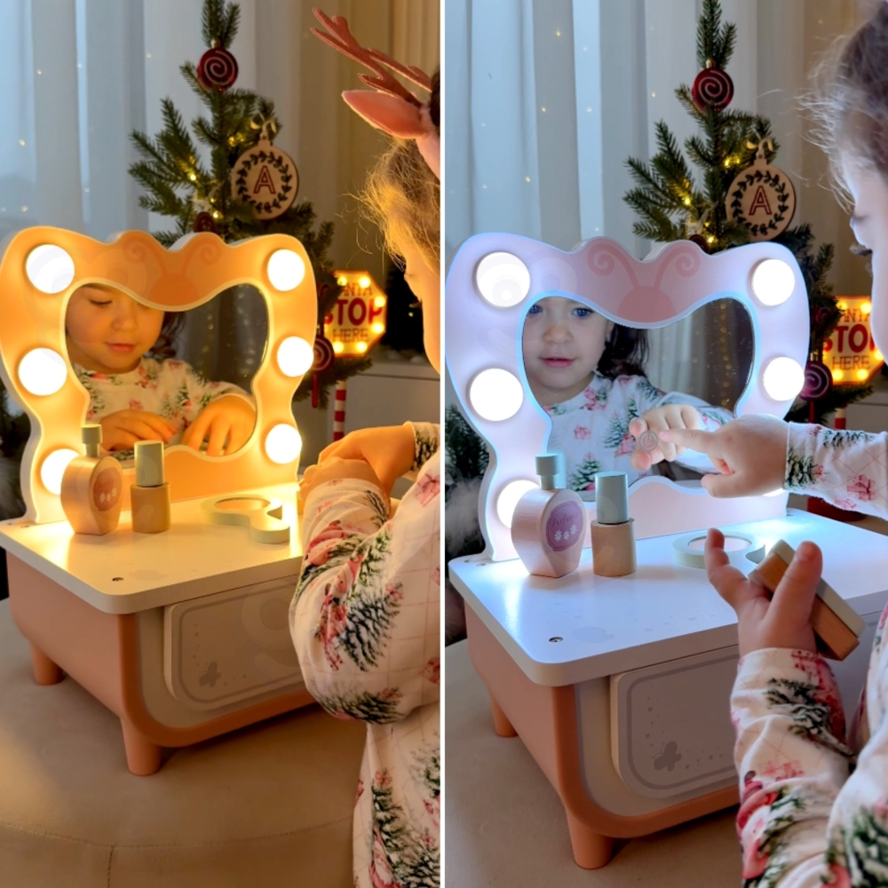 Medinis kosmetinis drugelio staliukas TOOKY TOY su veidrodžiu ir LED apšvietimu + priedai-Žaislai, Profesijos, buities žaislai, 