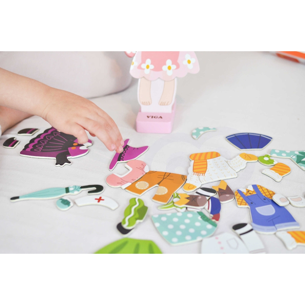 "Viga" medinė dėlionė Magnetinė edukacinė dėlionė "Dress-Up