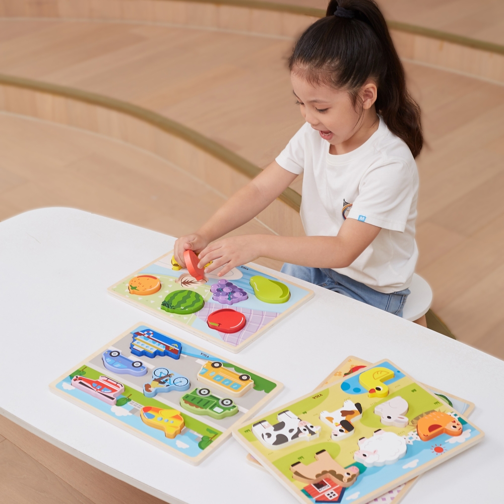 VIGA Montessori medinė dėlionė 2in1 Figūrėlės Daržovės