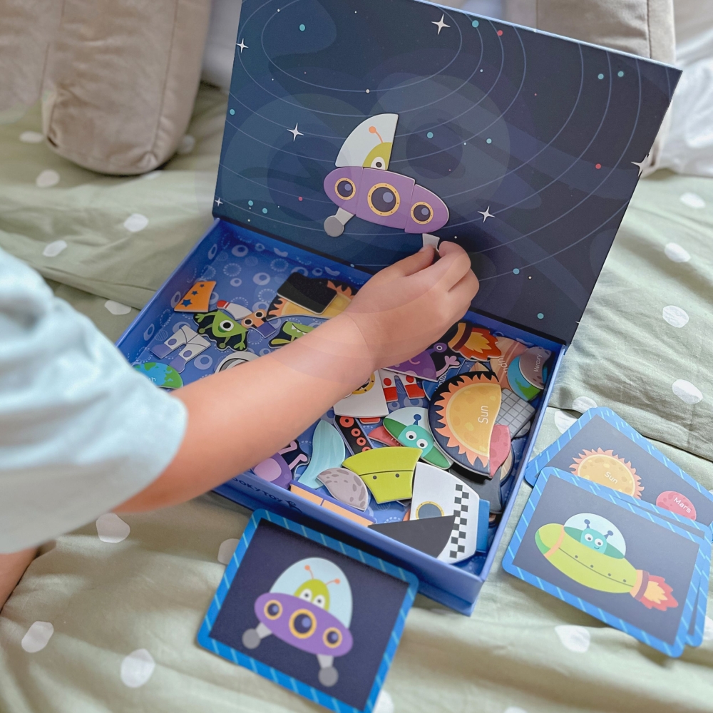 Magnetinė dėlionė TOOKY TOY Kosmosas