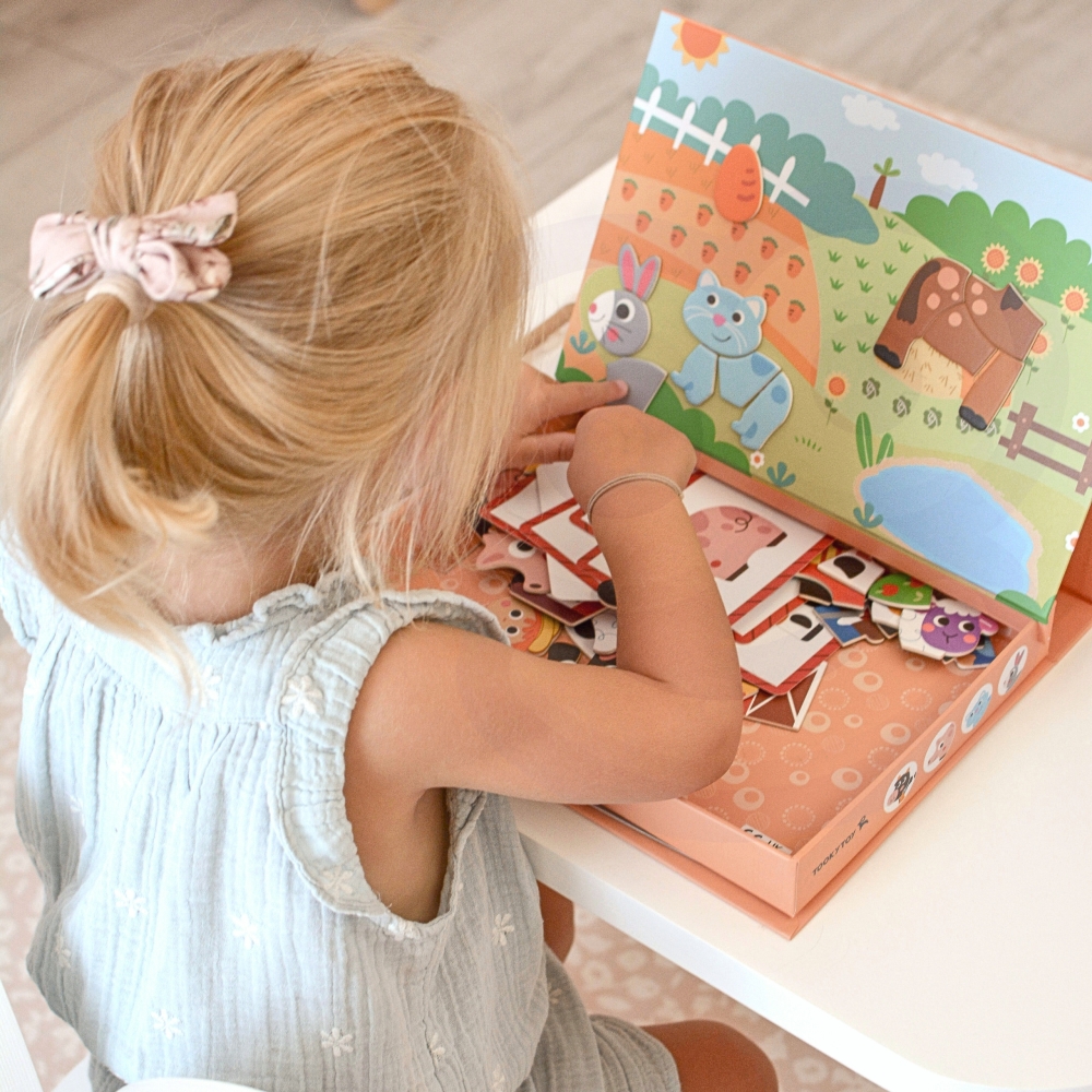 Magnetinė dėlionė TOOKY TOY Ferma
