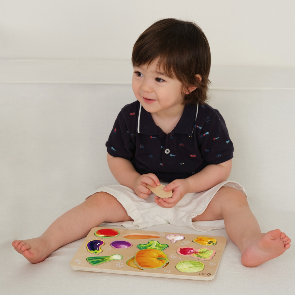 Montessori daržovių medinė dėlionė