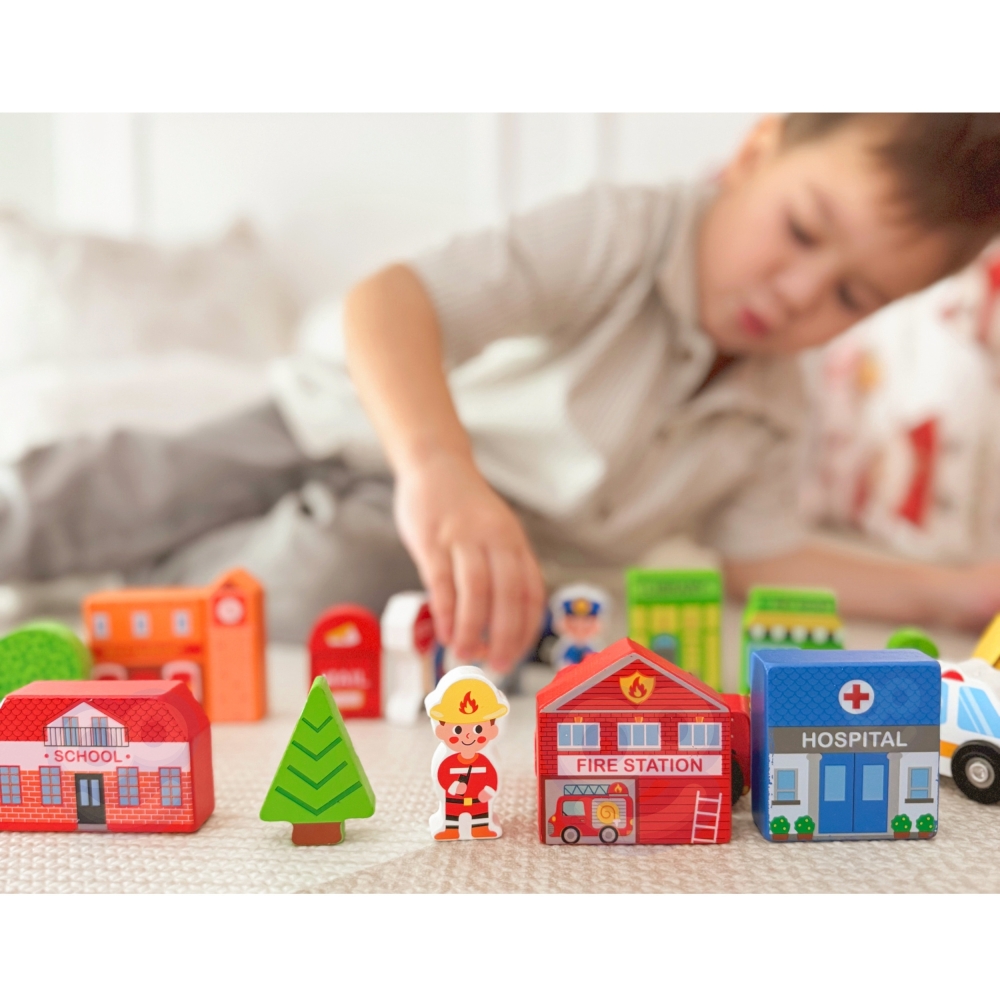 Medinis pastatų ir figūrų rinkinys TOOKY TOY Miestas-Žaislai, Auto ir transporto žaislai, Traukiniai-e-vaikas