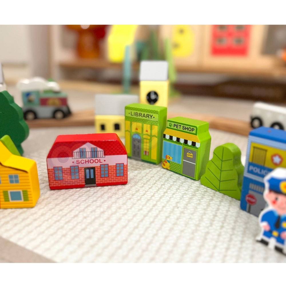 Medinis pastatų ir figūrų rinkinys TOOKY TOY Miestas-Žaislai, Auto ir transporto žaislai, Traukiniai-e-vaikas