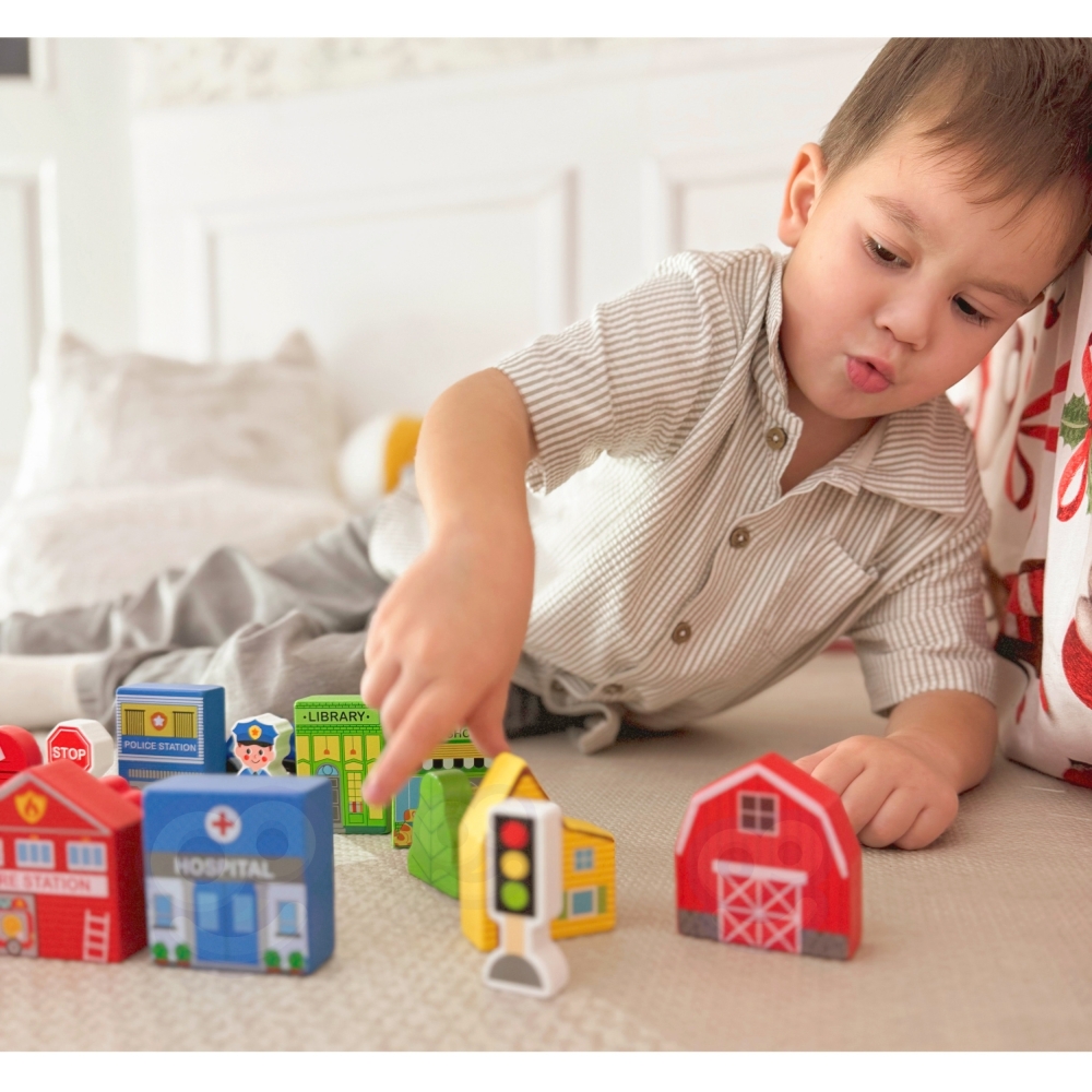 Medinis pastatų ir figūrų rinkinys TOOKY TOY Miestas-Žaislai, Auto ir transporto žaislai, Traukiniai-e-vaikas