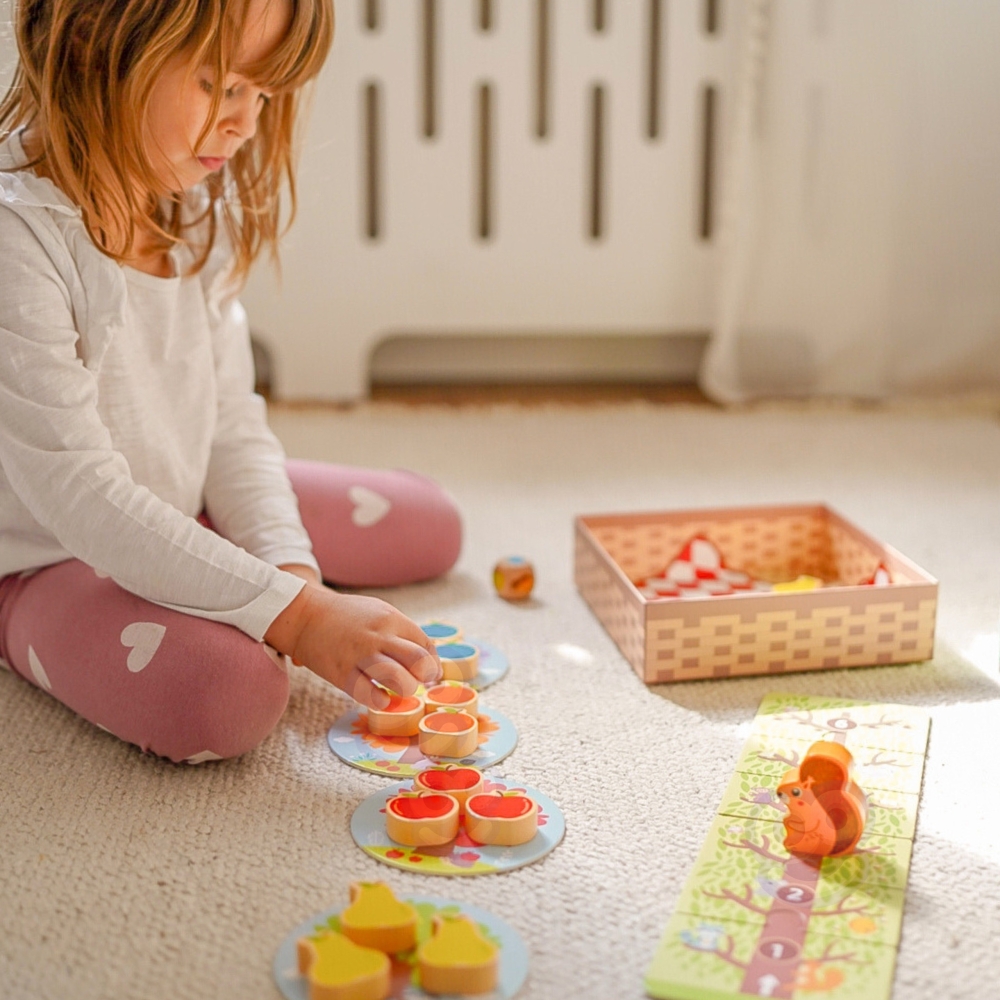 WOOPIE GREEN Squirrel in the Orchard Family Board Game FSC 