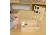 Žaidimas Atspėti pagal lytėjimą medžiagą ir tekstūrą 12 Montessori elementų-Žaislai, Lavinamieji žaislai, Veiklos centrai, Mokom