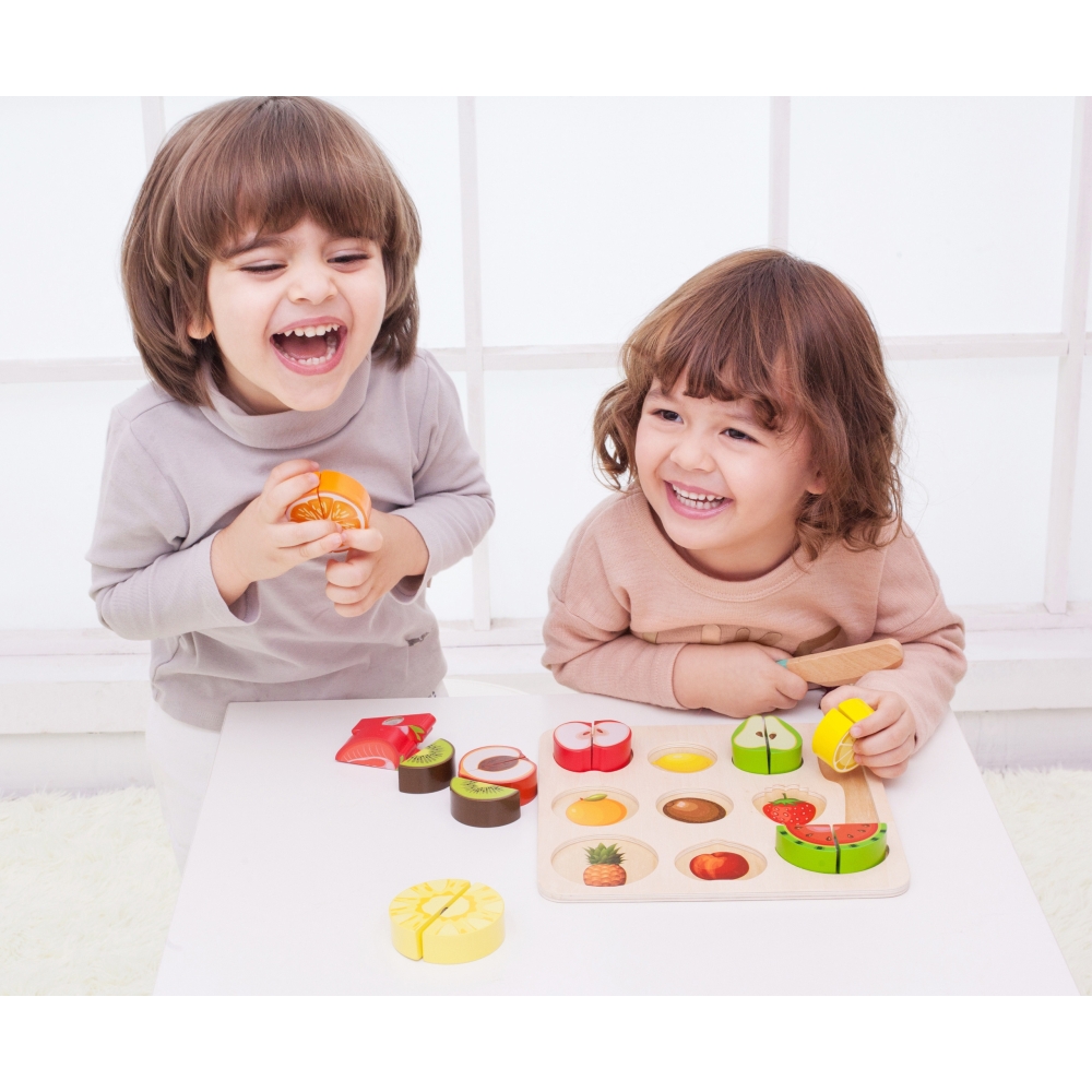 Vaisių pjaustymo rinkinys CLASSIC WORLD Montessori su velcro 20 vnt-Žaislai, Profesijos, buities žaislai, Mažiesiems kulinarams-