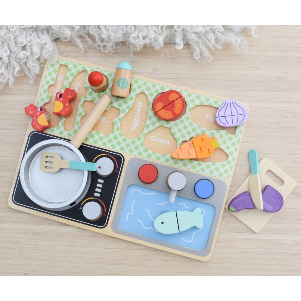TOOKY TOY Wooden Kitchen with Accessories - Little Chef's Set