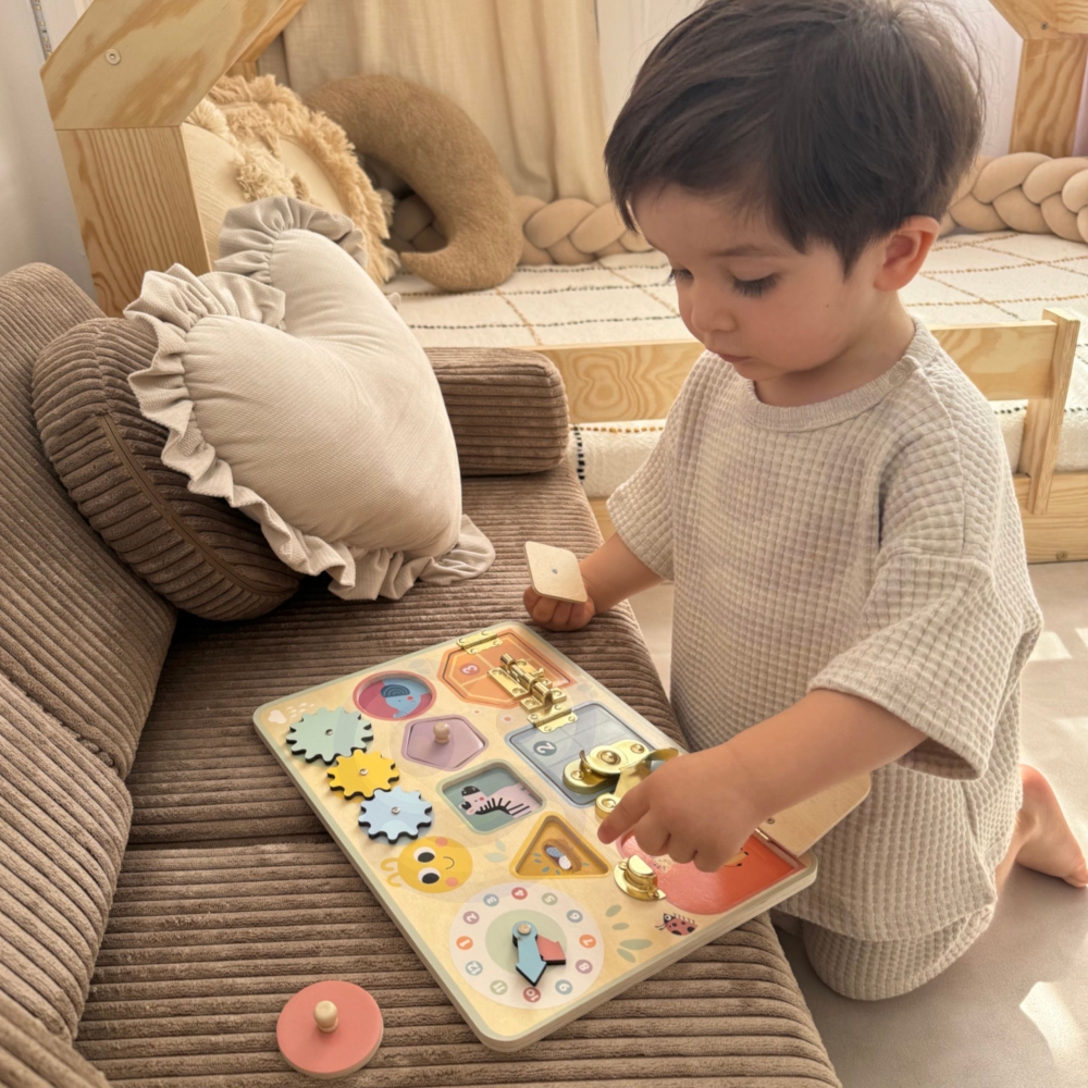 TOOKY TOY Manipuliavimo lenta Užraktai Cilindrai Laikrodžių rūšiuoklė