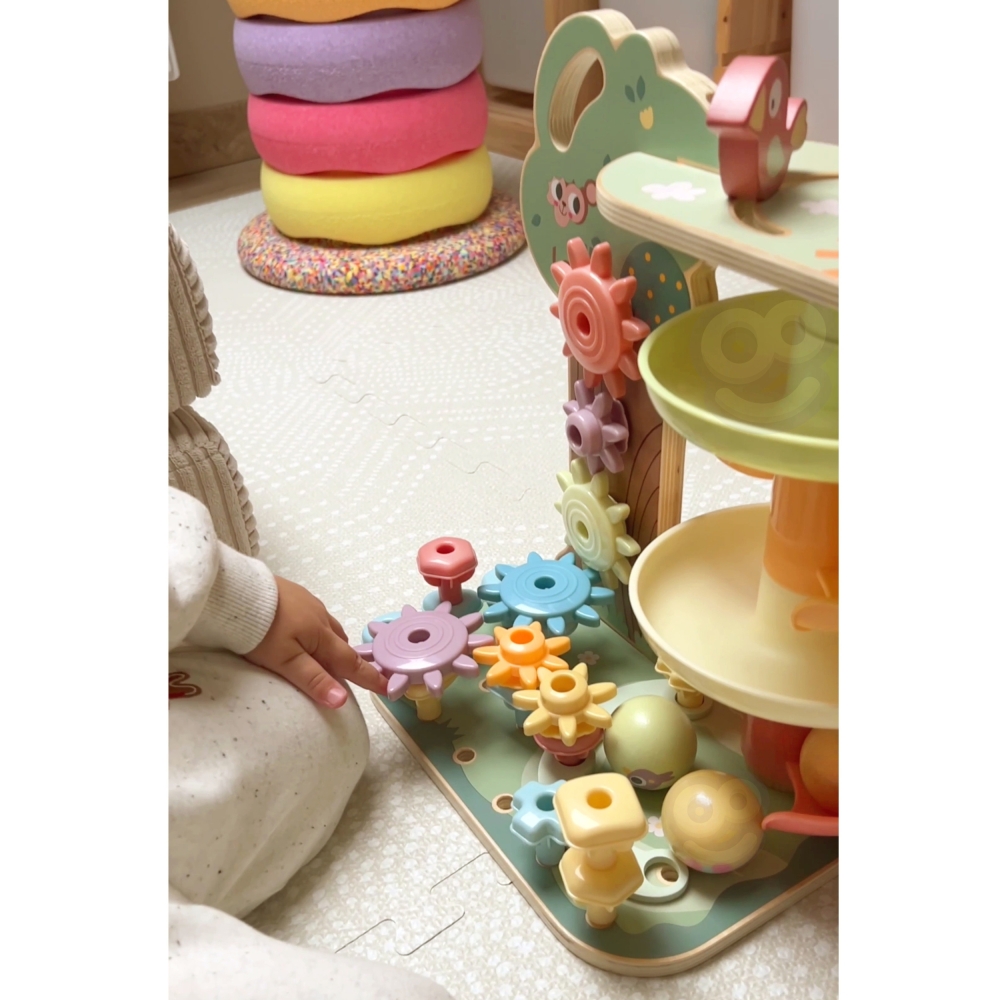 Kamuoliukų trasos žaidimų medis WOOPIE GREEN Montessori 4-in-1 FSC