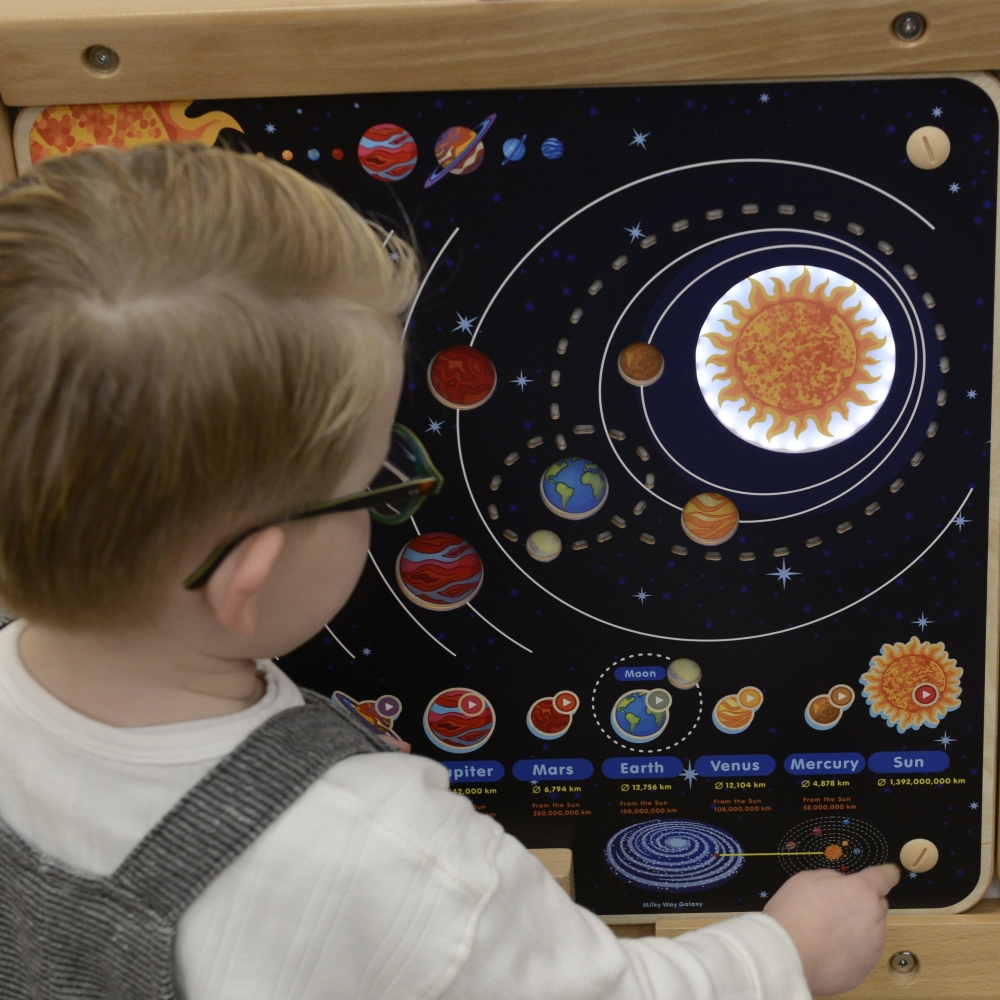 Edukacinė lenta MASTERKIDZ Saulės sistema-Žaislai, Lavinamieji žaislai, Veiklos centrai-e-vaikas